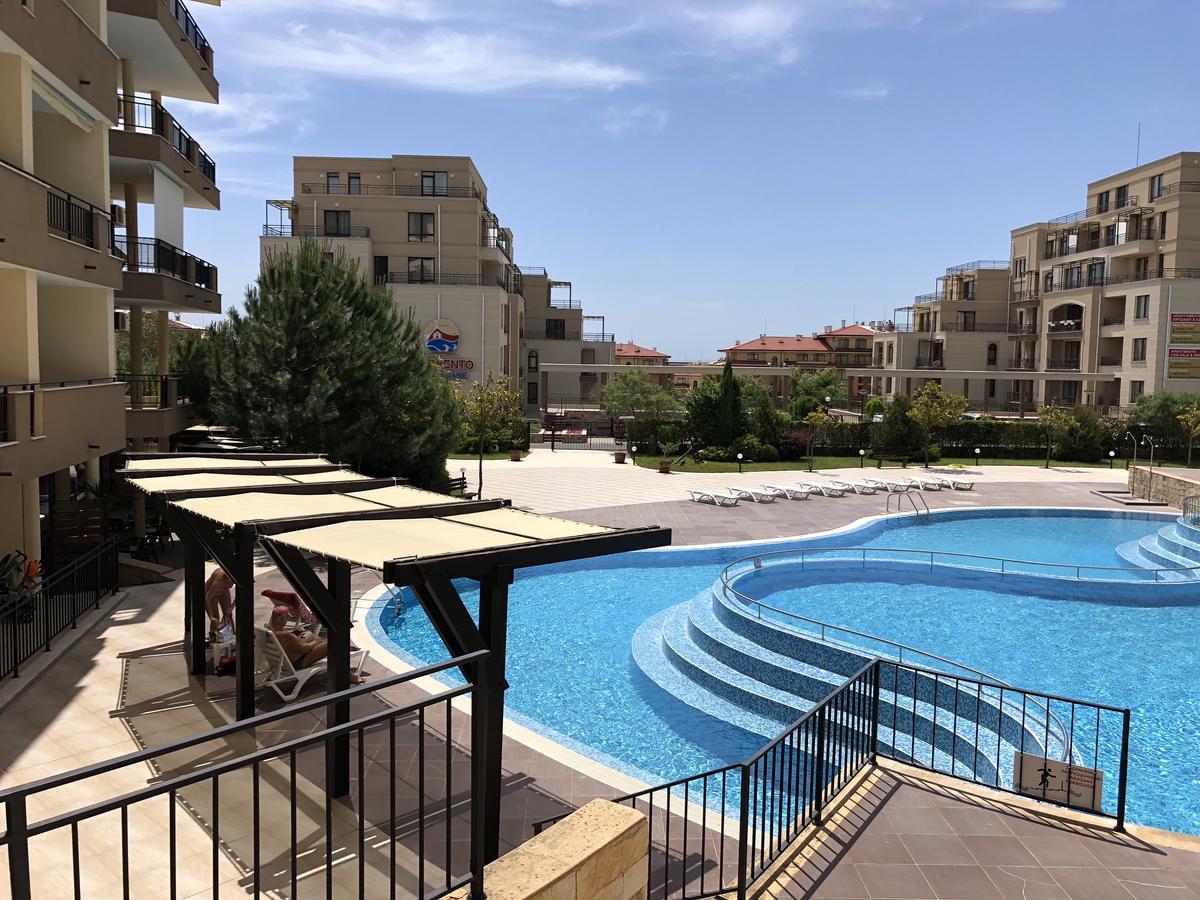 Vp Luxor Studio Sveti Vlas Exterior photo